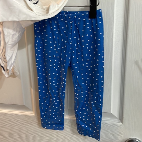 First impressions sat, 24 months. Bundle and save, or feel free to make offers! - Picture 3 of 3